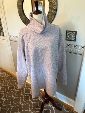New not worn RBX Cozy Lavender Quilted Cowl Neck Women's Sweatshirt